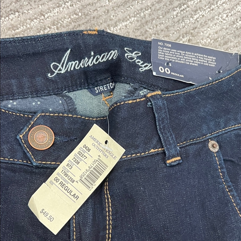 American Eagle Outfitters Dark Blue Jeans - Picture 2 of 3